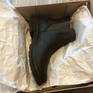 Sorel Lennox Chelsea waterproof boots size 12 color black